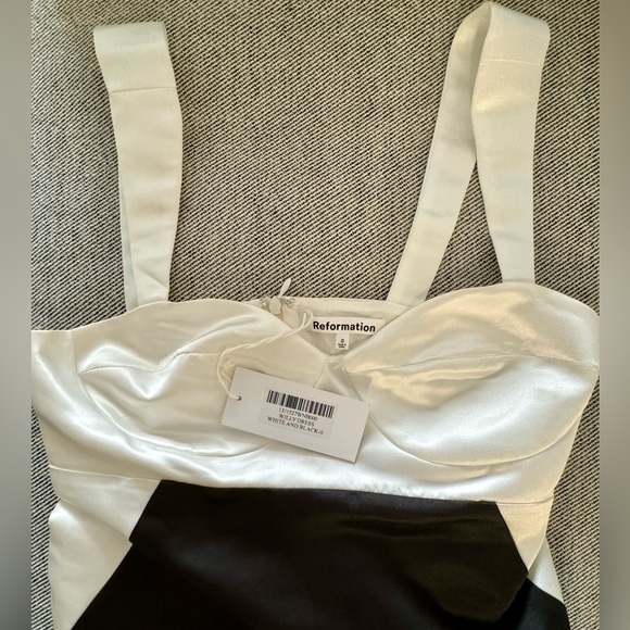 NWT Reformation Willy Dress in 0 - Picture 4 of 6